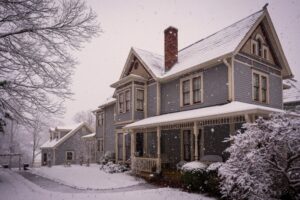 a-victorian-home-in-the-snow